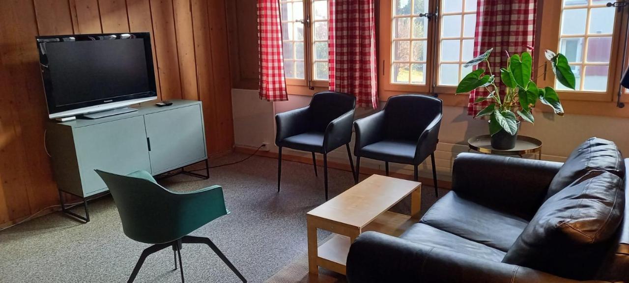 Emme Lodge Langnau Exterior photo